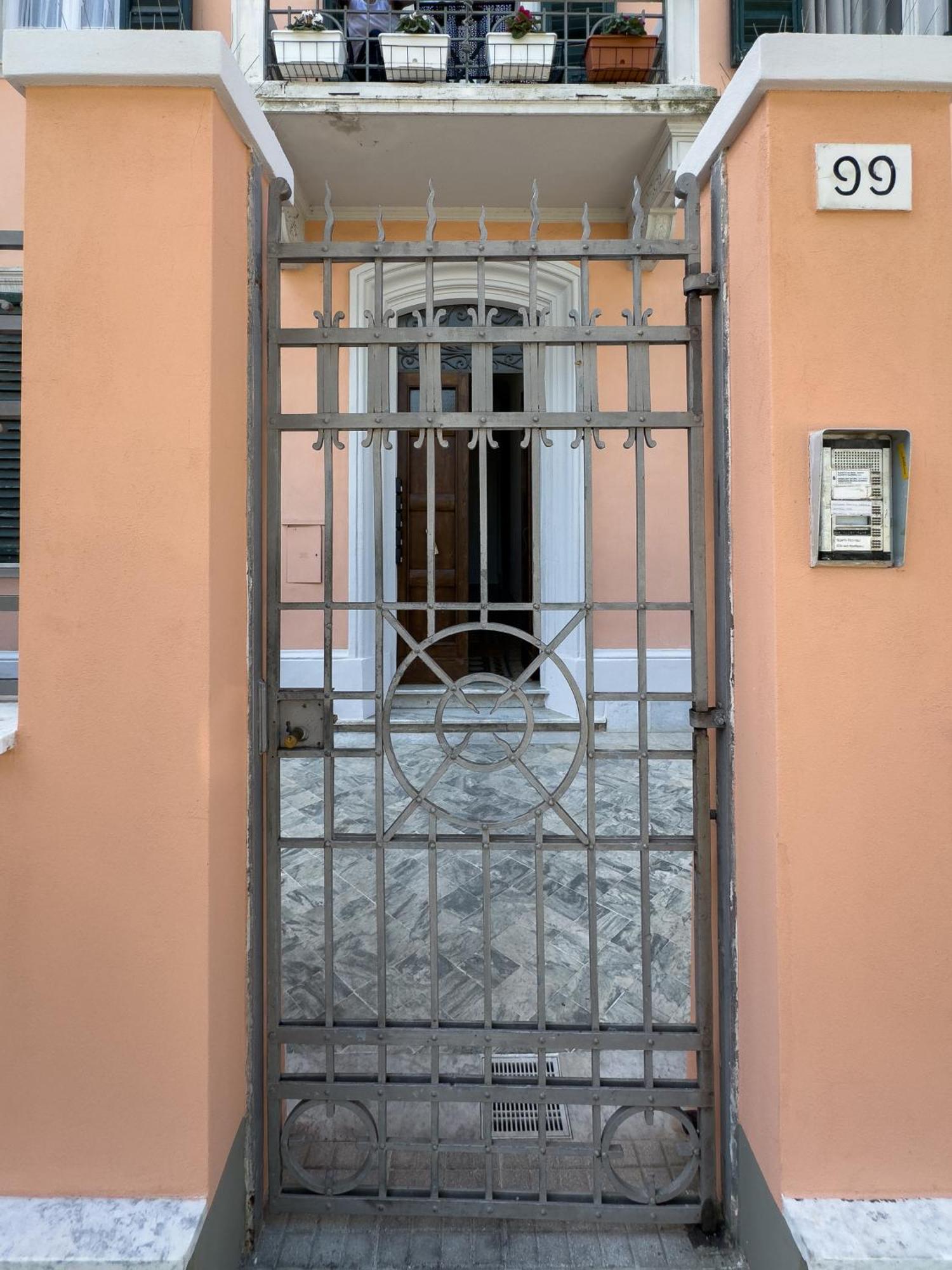La Casa Di Eli Appartamenti بيزا المظهر الخارجي الصورة